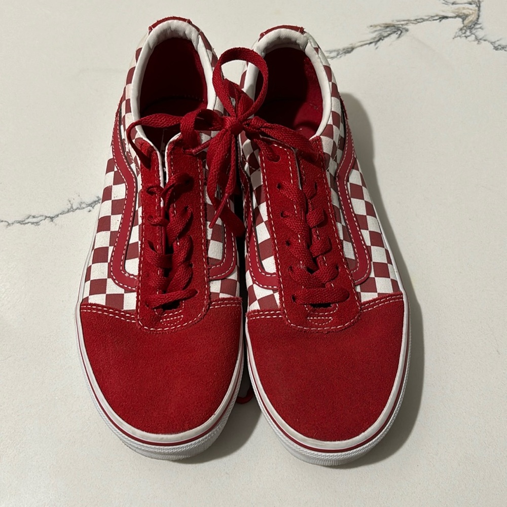 Vans checkerd white on red size 5 kids